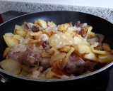 Foto del paso 4 de la receta: Costillejas con patatas en ajo cabañil