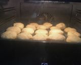 A picture of step 3 of Cottage Cheese cookies.