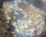 Foto del paso 1 de la receta: Verduras jardinera en salsa curry con pasta