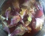 जास्वंदीचा चहा (jaswandicha chai recipe in marathi) रेसिपी स्टेप 3 फोटो 