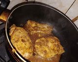 A picture of step 8 of Chicken tikka pizza (without oven bake in pateela).