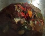 Foto langkah ke 5 dari resep Ikan Gabus Asin Masak Asam Manis.