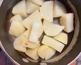 A picture of step 3 of Eggplant -seedless and potato Korma.