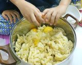 Foto langkah ke 1 dari resep Maklor aka Makaroni Telor.
