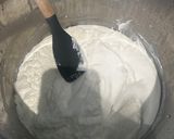A picture of step 2 of Worlds Best home made Greek style yogurt - so CHEAP !!! Belive me !!!!!.