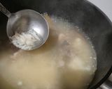 Foto langkah ke 2 dari resep Bubur Bayam Merah.