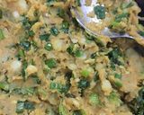 A picture of step 4 of Alu ka samosa.