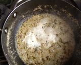 A picture of step 5 of Nawabi paneer.