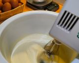 Foto langkah ke 2 dari resep Mini Egg Cake.