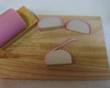 A picture of step 7 of How to make decorative kamoboko.