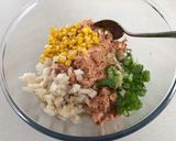 A picture of step 2 of Corn and Pork Dumplings.