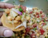A picture of step 6 of Gol gappa chat 😋😋.