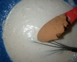 A picture of step 2 of Redvelvet pancake.