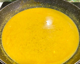 Foto del paso 5 de la receta: Tortiglioni en salsa de curry con langostinos