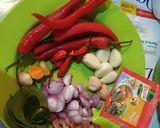 Foto langkah ke 3 dari resep Ayam bumbu merah.