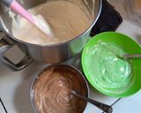 Foto langkah ke 6 dari resep Marmer Cake.