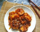 Foto langkah ke 4 dari resep Fried Egg Tofu With Teriyaki Sauce.