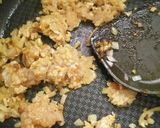 Foto langkah ke 2 dari resep Cabe merah goreng isi ayam cincang.