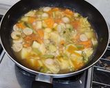 Foto langkah ke 3 dari resep Sayur sop (bumbu racik Indofood).