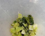 Foto del paso 2 de la receta: Salsa de brócoli y nueces