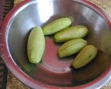 A picture of step 1 of Parwal ki methai.
