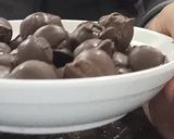 A picture of step 2 of Milkmaid chocolate shorts.