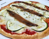 Foto del paso 7 de la receta: Tortipizza de calabacín, queso y anchoas