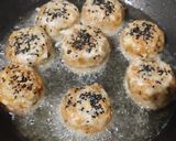 A picture of step 8 of Bread Golden Coin Cutlet.