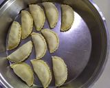 A picture of step 6 of Sooji Dry fruits Gujhiya Mawa Gughra Rava Karanji.