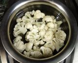 A picture of step 1 of Chilli garlic cauliflower.