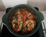 Hình bước làm 3 của món Cá bớp kho hành ớt