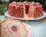 Foto langkah ke 7 dari resep Bolu Nutrijel Strawbery full toping.
