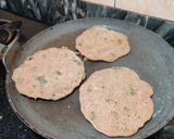 A picture of step 5 of Kuttu ata pancake.