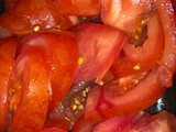 Berenjenas con mozzarella y tomate