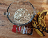 Foto del paso 1 de la receta: Galletas 🍪 de avena, 3 ingredientes y sin horno 😱
