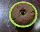 A picture of step 7 of Chocolate Flowing Cake.