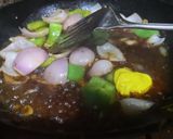 A picture of step 2 of Chicken menchurian.