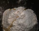 Foto del paso 1 de la receta: Fugazzeta de masa madre, rellena con queso fresco y grana tandilero
