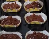 Foto langkah ke 5 dari resep Mini Choco Banana Bread.