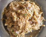 A picture of step 2 of Fry wanton.