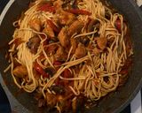 Φωτογραφία βήματος 8 της συνταγής Noodles με λαχανικά και κοτόπουλο 🍜