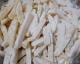 Foto langkah ke 6 dari resep Kentang Goreng (French Fries) Renyah ala KFC.