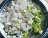 સ્પાઇસી સેઝવાન રાઈસ (Spicy Schezwan Rice Recipe In Gujarati) રેસીપી સ્ટેપ2ફોટો