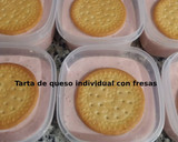 Foto del paso 12 de la receta: Tarta de queso individual con fresas