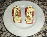 Foto del paso 4 de la receta: Canape de Sandía, Queso Brie, Hummus y Pipas