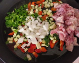 Foto del paso 1 de la receta: Arroz de verduras y pollo!!!