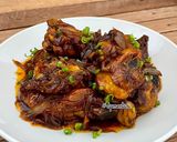 Foto langkah ke 6 dari resep Ayam Kecap Bawang Bombay.