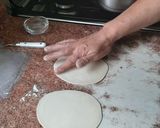 Foto del paso 7 de la receta: Empanadas de mariscos