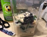 Foto del paso 1 de la receta: Batido de Colageno-espinacas -banana-blueberries