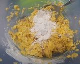 Gambar langkah 4 resipi Bergedil jagung.